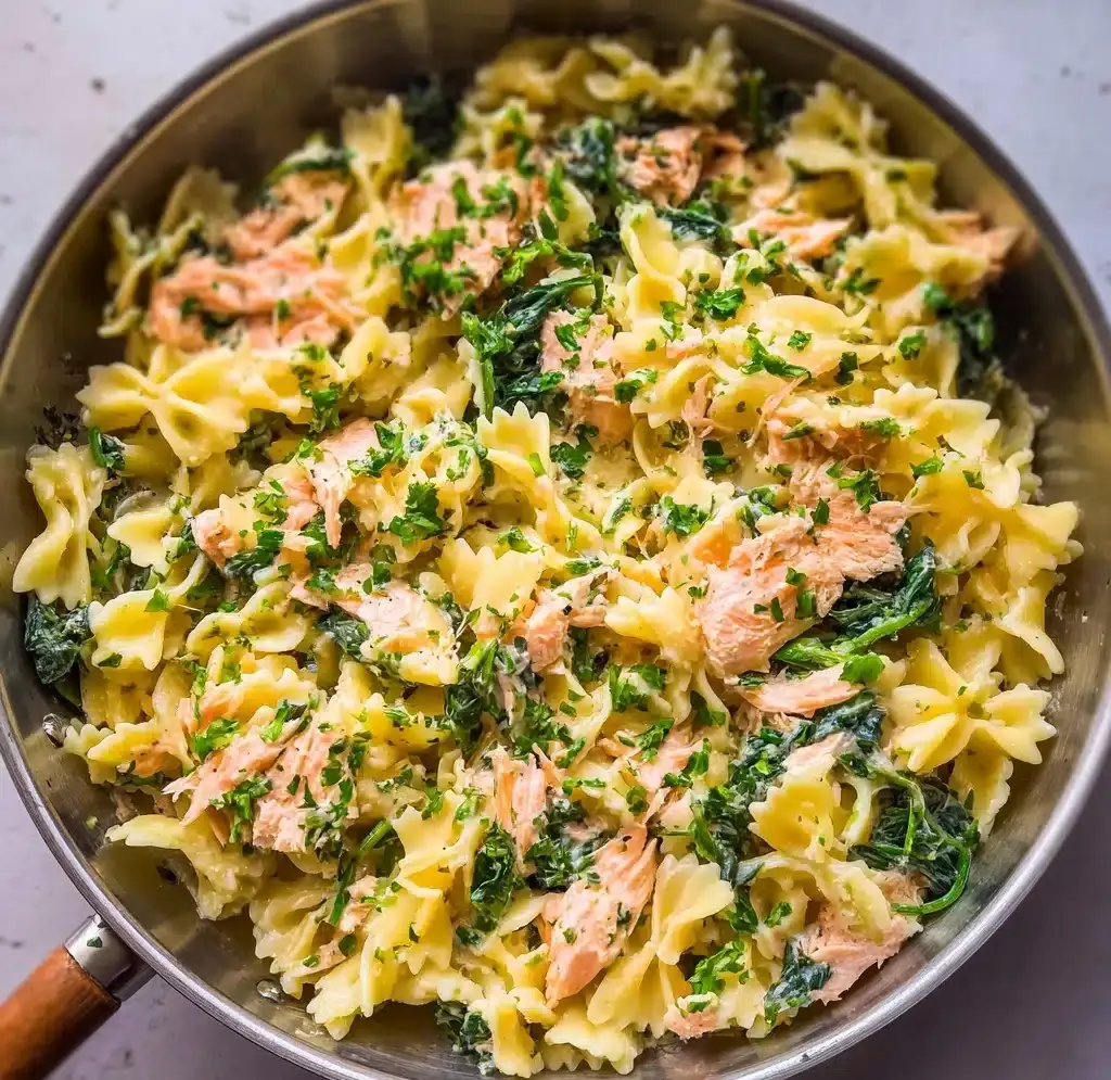 Salmon Pasta with Spinach Recipe